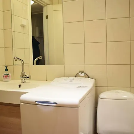 Two-bedroom In Lejlighed *